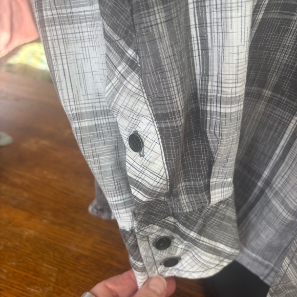 Rock & Republic Gry Wht Plaid Button Down Lg Slv Adjustable Short Sleeve Men’s M - Picture 8 of 9